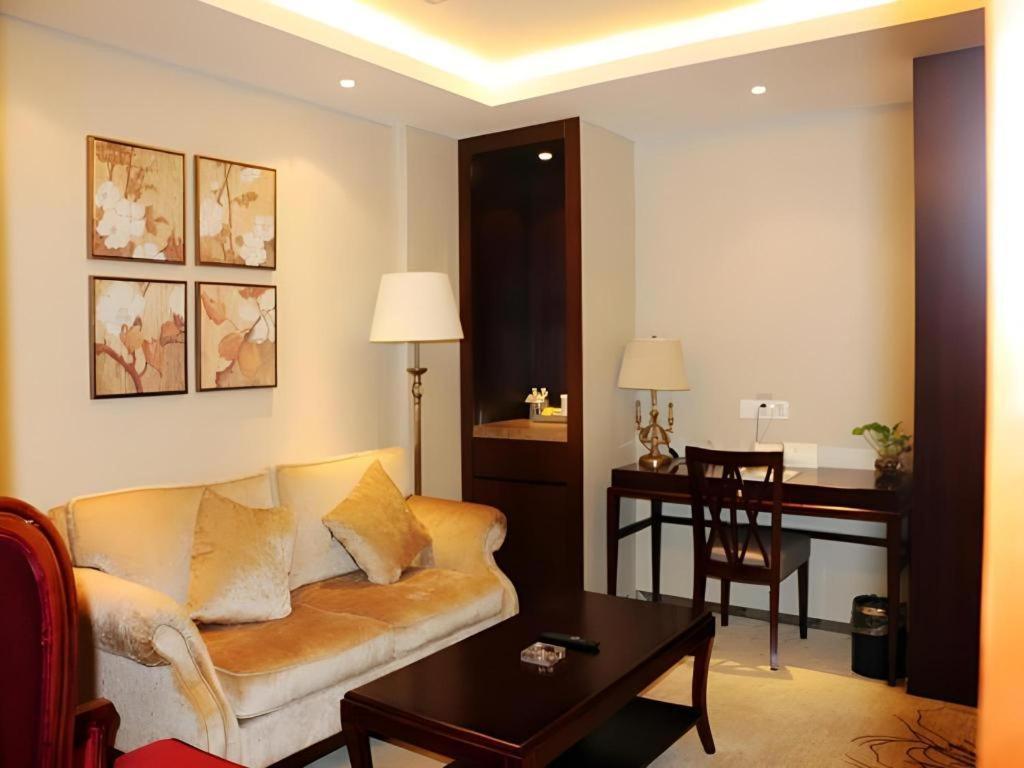 Jinjiang Metropolo Shanghai Minhang Exterior photo